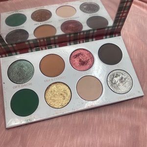Give Me Glow Christmas Morning Eyeshadow Palette